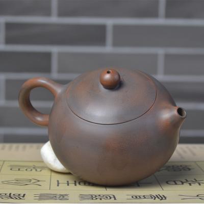钦州坭兴陶大师周宇姣手工制作茶壶